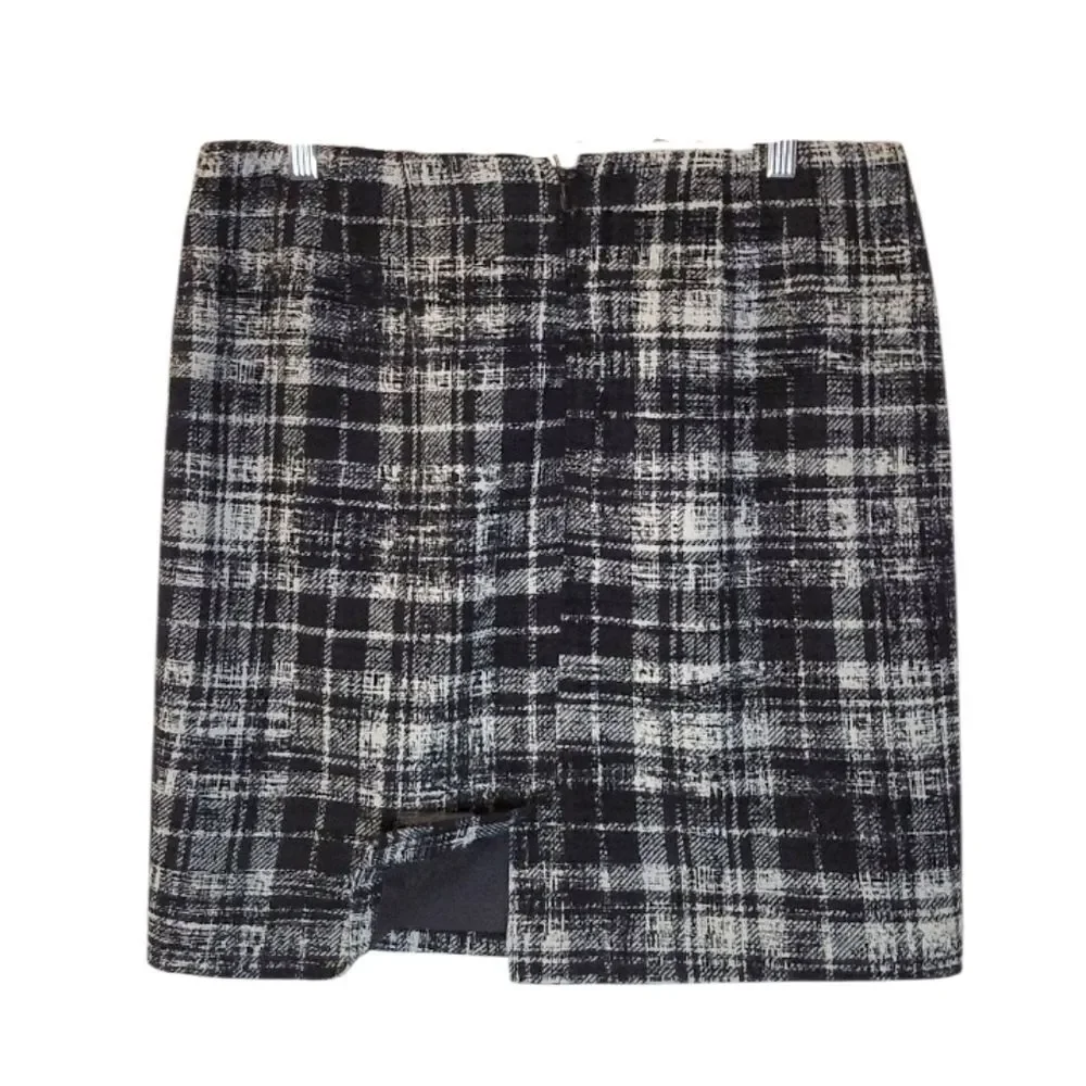 Ann Taylor Classic Black and White Wool Blend Plaid Tweed Mini Skirt Size 12